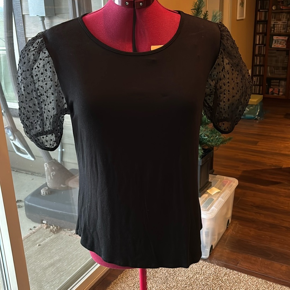 Black Puff Sleeve T-Shirt